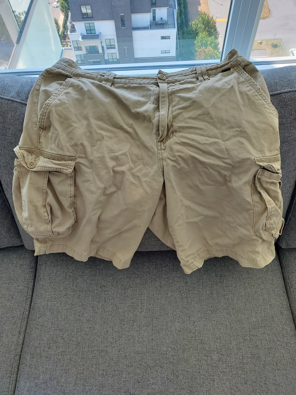 Hurley Men's Cargo Shorts in Khaki